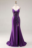 Vestido largo de graduación con tirantes finos de sirena morado con tirantes finos y abertura