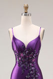 Vestido largo de graduación con tirantes finos de sirena morado con tirantes finos y abertura