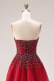 Vestido largo de tul A-Line sin tirantes rojo con abalorios