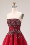 Vestido largo de tul A-Line sin tirantes rojo con abalorios
