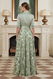 Vestido de Madre de la Novia en verde salvia estampado con lazo