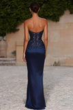 Vestido largo sin tirantes de sirena azul marino con lentejuelas