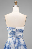 Vestido Midi fruncido sin tirantes de flor blanca azul