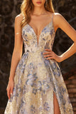 Jacquard azul polvoriento con tirantes finos Un vestido largo de graduación con corte de fin.