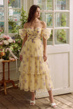 Vestido midi de tul de flor amarilla con fila de hombros caídos