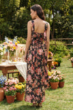 Vestido midi sin tirantes de satén de flor negra rosa