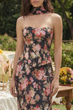 Vestido midi sin tirantes de satén de flor negra rosa