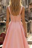 Vestido largo de graduación de satén con corsé rosa con cuentas y corte