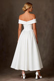 Vestido largo largo de compromiso blanco de línea A con hombros descubiertos