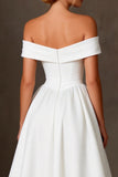 Vestido largo largo de compromiso blanco de línea A con hombros descubiertos