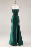 Vestido largo de baile de satén de satén verde oscuro con apuntes y abertura