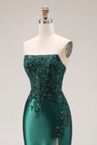Vestido largo de baile de satén de satén verde oscuro con apuntes y abertura