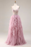 Vestido largo de graduación de tul rosa en línea A con tirantes finos y volantes