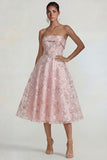 Vestido Midi rosa sin tirantes con alas de flores brillantes