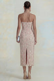 Vestido midi rosa sin tirantes con aplicada flor brillante