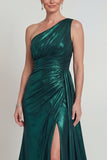 Vestido largo de sirena verde oscuro de un solo hombro con abertura