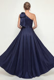 Vestido de Madre de la Novia con lazo de un hombro con funda azul marino