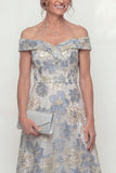 Vestido de madre de novia azul polvoriento Línea A Floral al Hombro