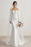 Vestido de novia Bohemio con cola barrida con sirenas aplicadas de gasa marfil y mangas