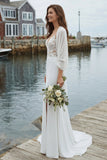 Vestido de novia de satén aplicado a sirenas de marfil con cola de corte