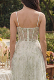 Corsé apliqueado verde claro con tirantes finos Un vestido Midi de línea