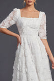 Vestido de novia largo de mangas 3/4 de línea blanca con flores 3D