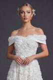 Vestido de novia largo de línea A con hombros y flores 3D