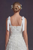 Tiras blancas con lazo: Vestido de novia corto con flores 3D