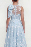 Vestido midi rosa floral con arco y cuello redondo, bolsillos