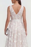 Vestido midi floral midi de escote en V lila con lazo