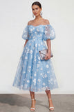 Vestido midi floral rosa A-line de hombros descubiertos con encaje en la espalda