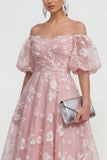 Vestido midi floral rosa A-line de hombros descubiertos con encaje en la espalda