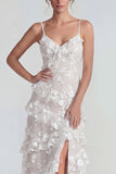 Vestido largo floral lila Shearh con tirantes finos y volantes
