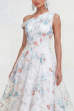 Vestido midi multifloral blanco de un solo hombro