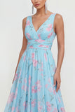 Vestido largo floral de gasa azul A-line de escote en V