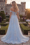 Corsé azul de tul con línea A y vestido largo de fin de curso con apliques