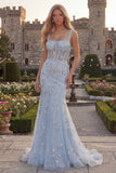 Vestido largo de graduación con tirantes finos de sirena azul brillante con tirantes finos aplicados
