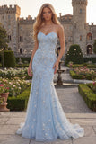 Vestido de graduación largo de tul con contas y sirenas azul brillante con apliques