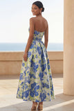 Vestido largo de invitado de novia de flores de naciso azul en línea A, tirantes y estampado de flores,