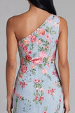 Vestido midi de tul floral azul rosa de un hombro y funda