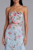 Vestido midi floral sin tirantes de tul con tirantes y funda azul rosa