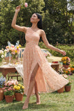 Vestido floral bordado de tul de un solo hombro naranja con abertura