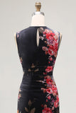 Vestido midi floral frugado estampado con escote bodycon negro de tul con ilusión