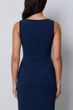 Vestido largo de trabajo con escote bateau verde oscuro y corte