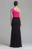 Vestido formal largo de sirena de corsé de un hombro fucsia y negro con abertura