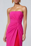 Vestido formal largo de sirena sin tirantes con tirantes en bloques de color fucsia y rojo