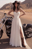 Vestido de novia playa A Line sin tirantes Maxi de marfil con abertura