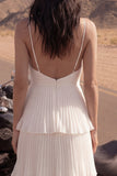 Vestido de novia largo plisado y con volantes de playa en línea A de marfil A
