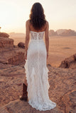 Vestido de novia bohemio largo bohemio sin tirantes y con volantes de marfil floral