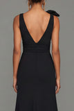 Vestido formal largo de escote en V con funda negra y lazo